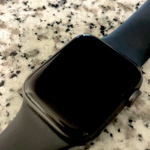 Apple 4 watch 4MM